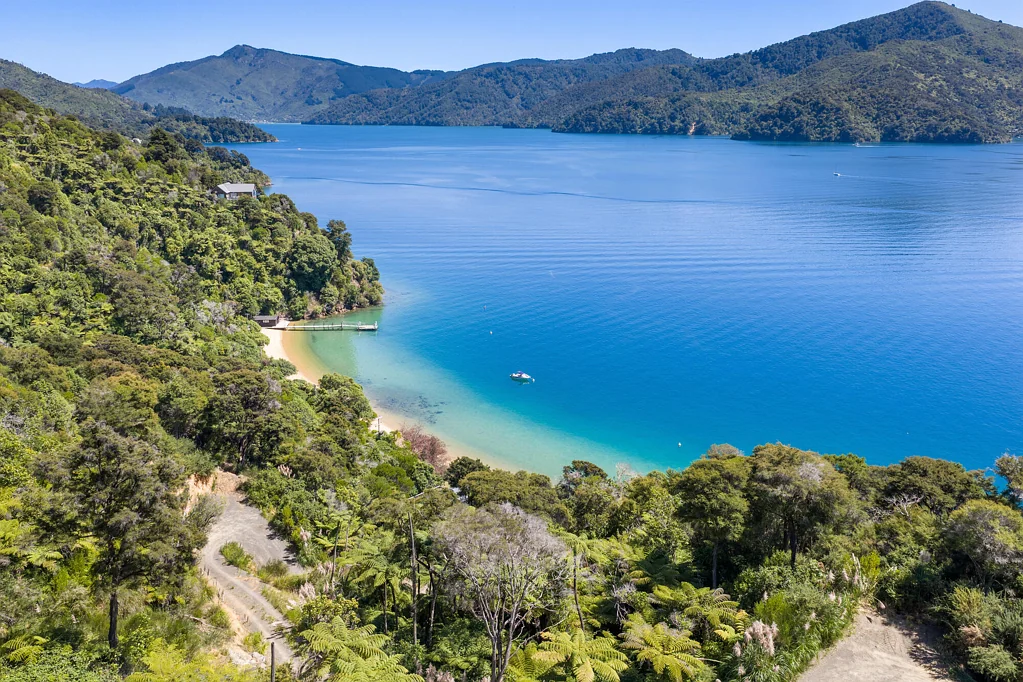 Queen Charlotte Sound Waterfront build - golden sands on the golden mile