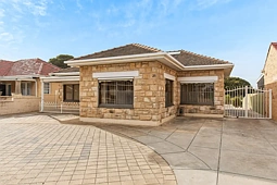 26 Military Road, Semaphore South