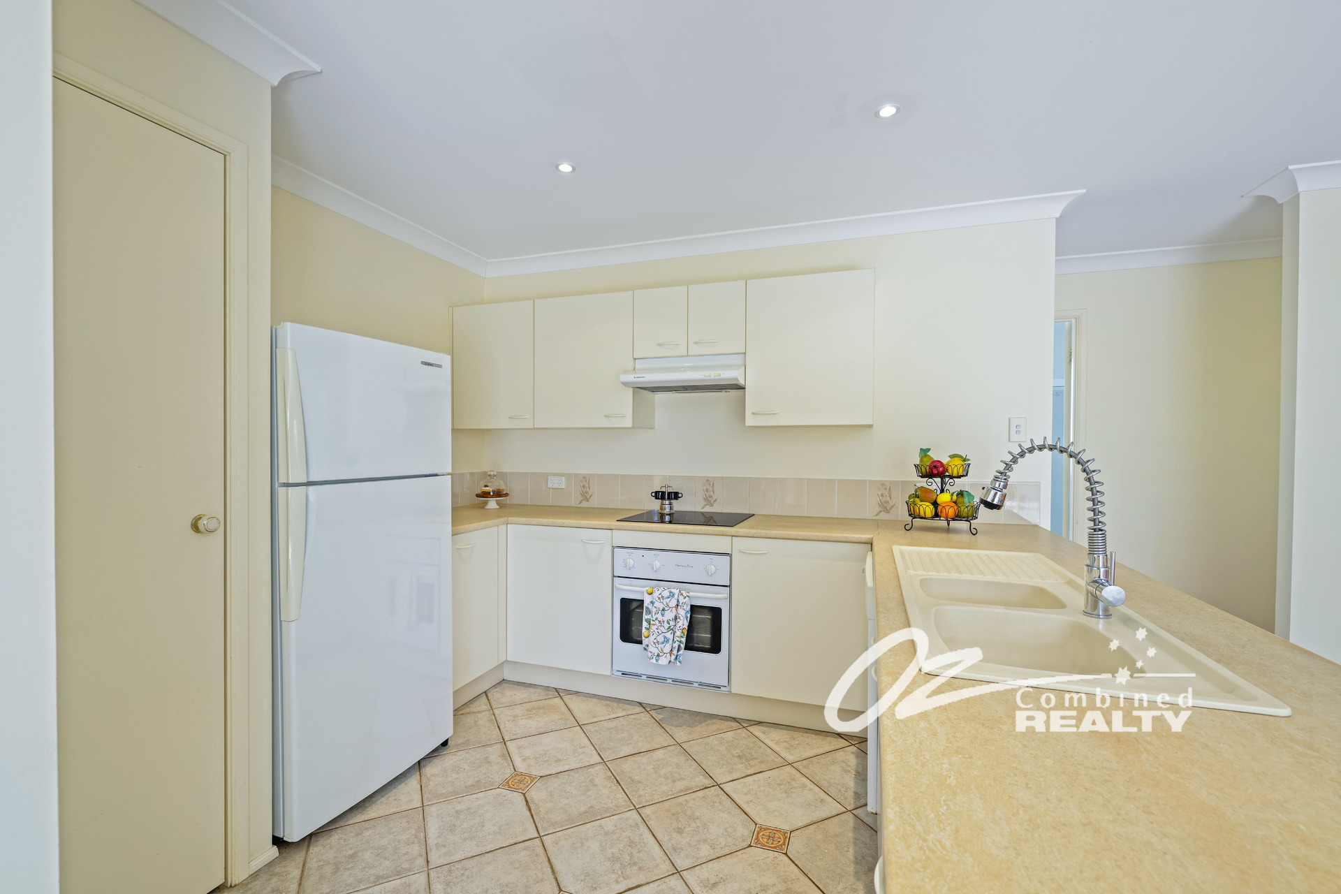 3 HURST PL, ST GEORGES BASIN NSW 2540, 0部屋, 0バスルーム, House