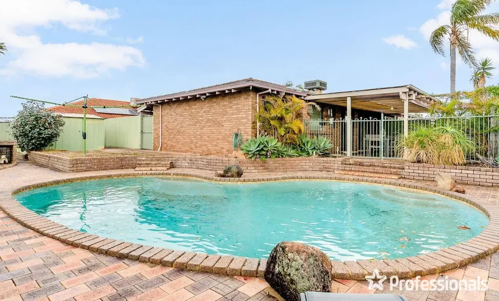 FOREST LAKES CHARMER - With Swimming Pool