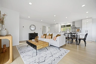 33 Archers Road, Hillcrest, North Shore City