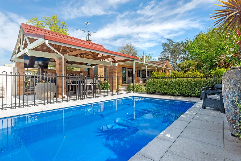 Matawhero  Live the dream - the perfect lifestyle and business