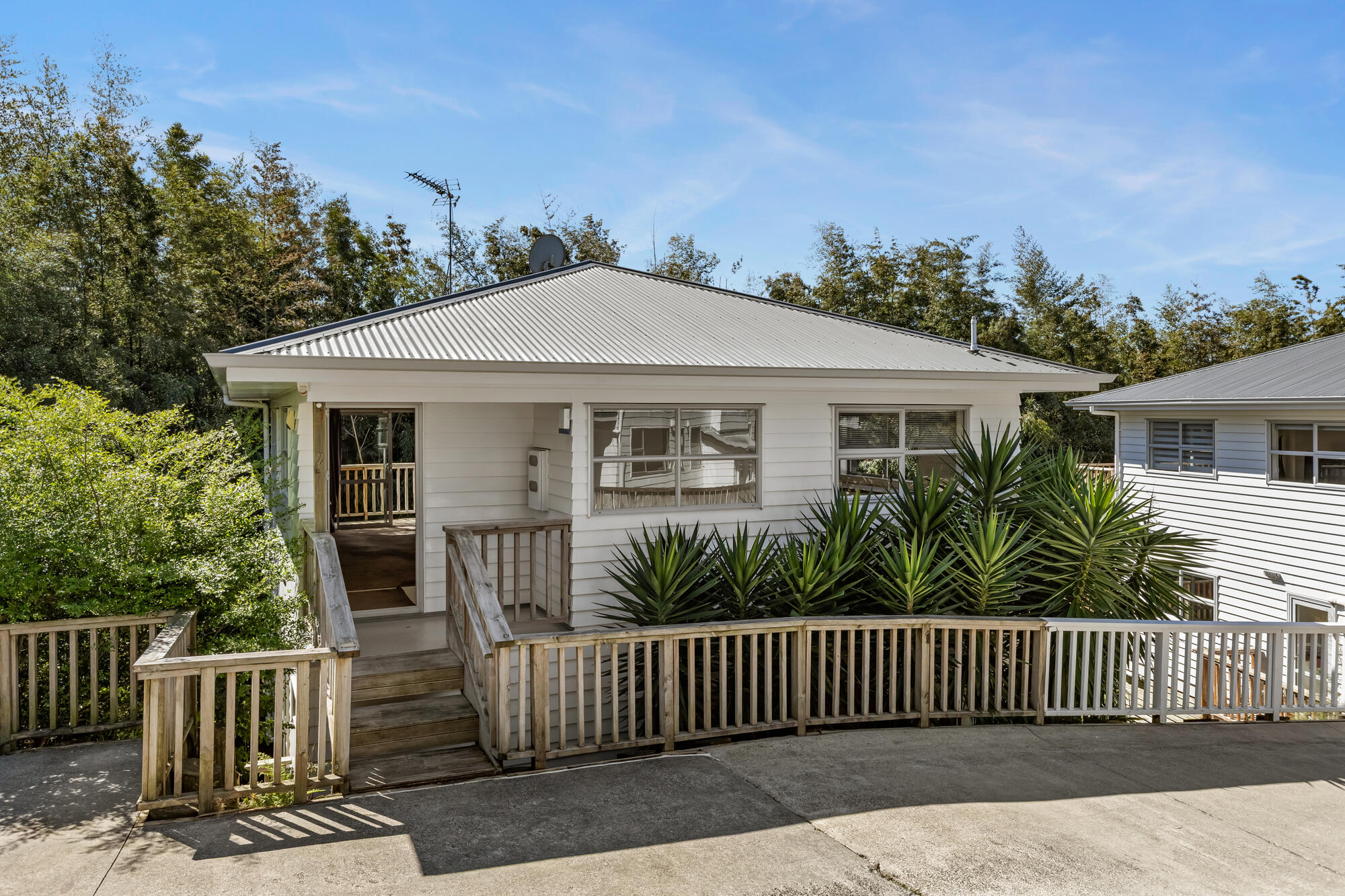 2/49 Lysander Crescent, Beach Haven, photo 1