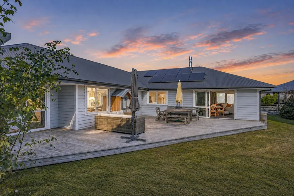Oxford 4Kwarto Spacious, Sunny & Made for Family Living