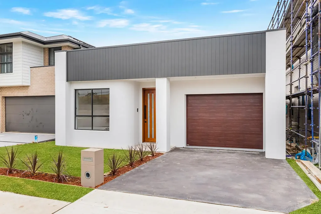 Gledswood Hills 4कमरा Modern Family Home in Gledswood Hills