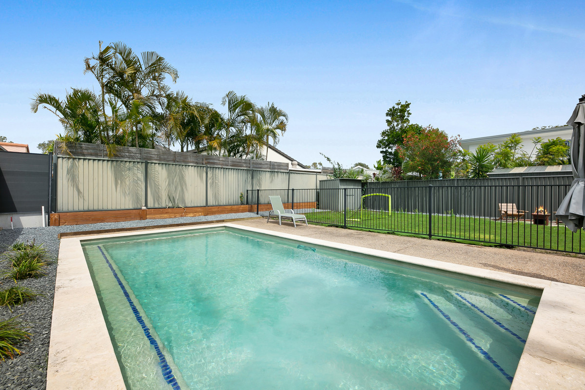 58 ERROL AV, PARADISE POINT QLD 4216, 0房, 0浴, House