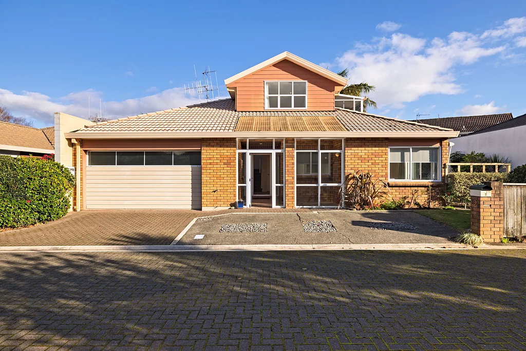 2 Edgecumbe Way, Tauranga, Bay of Plenty