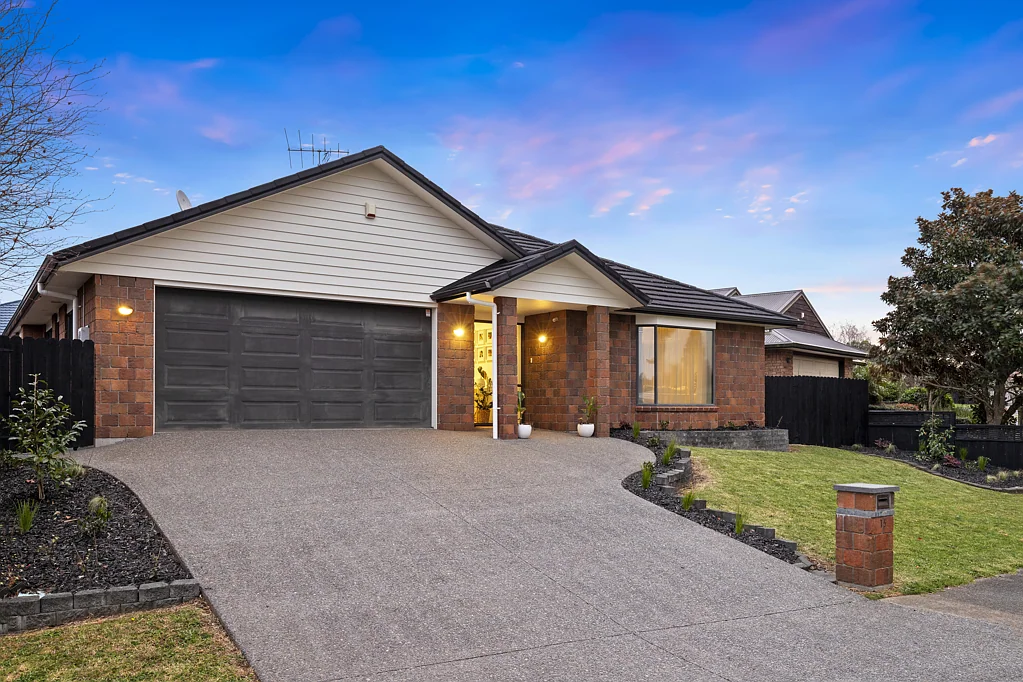 Pukekohe 4ਬੈੱਡਰੂਮ A home of timeless pride