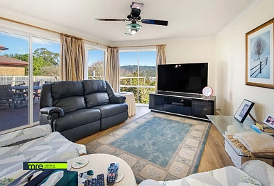 62 David Hill Road, Monbulk, VIC 3793, 4 침실, 2 욕실, House