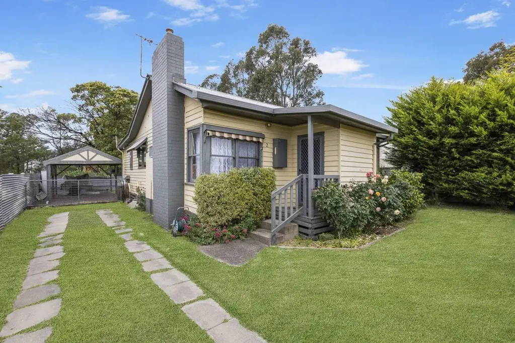 2 Rose Street, Heyfield, VIC 3858