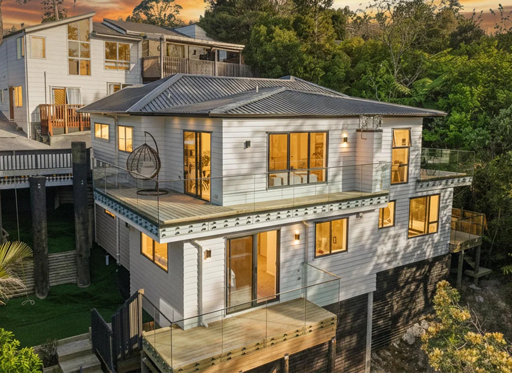 Murrays Bay 4कमरा Tranquil Reserve-Side Living in Top School Zones