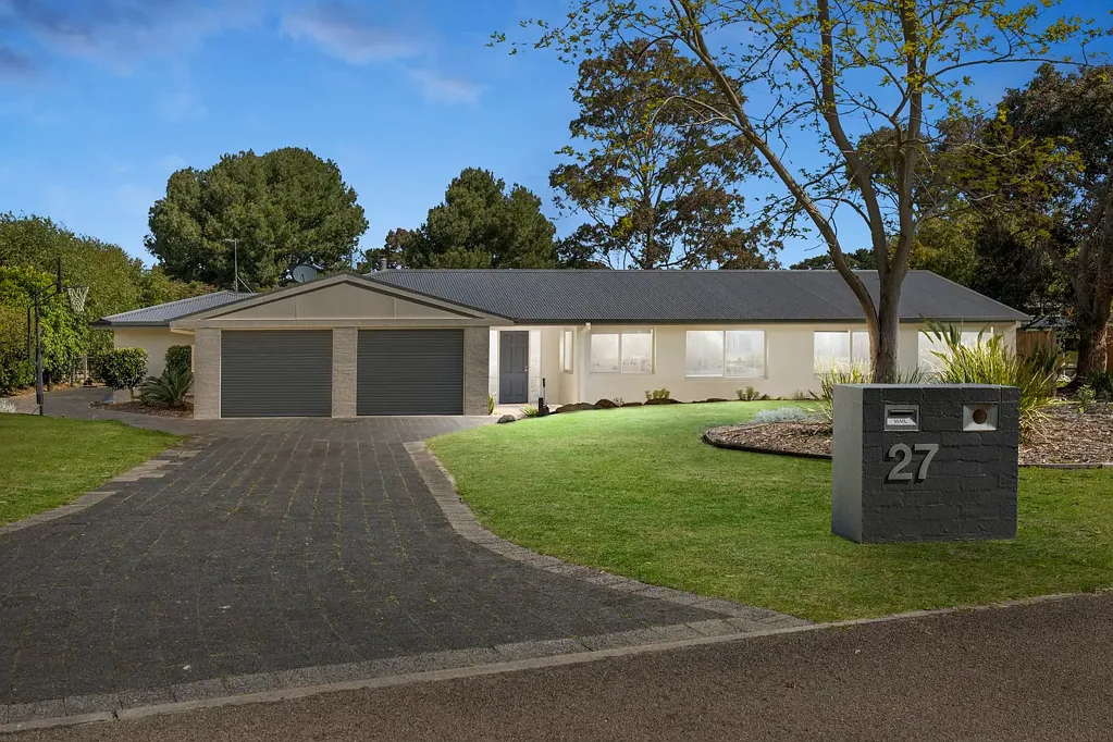 27 Cleek Crescent, Rosebud, VIC 3939