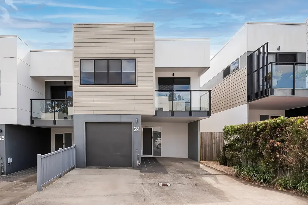24/105-109 Barbaralla Drive, Springwood, QLD 4127