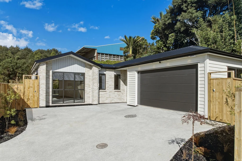 Pukekohe 4房  Brand New - Luxury 4 Bedrooms with Granny Poential