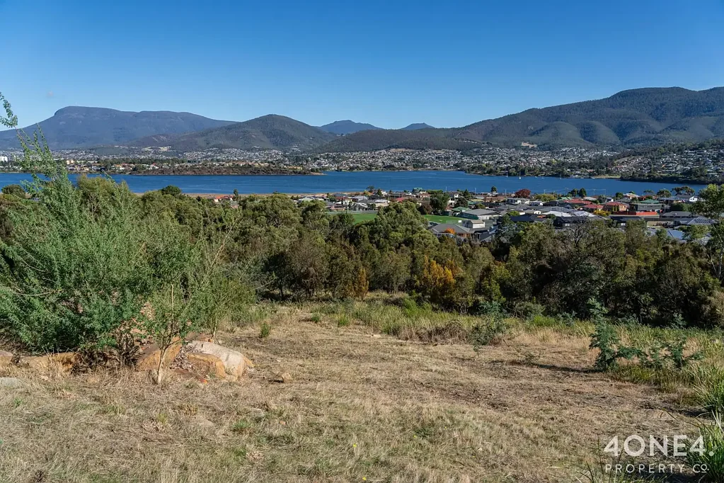 Old Beach  Affordable Land with Stunning Views