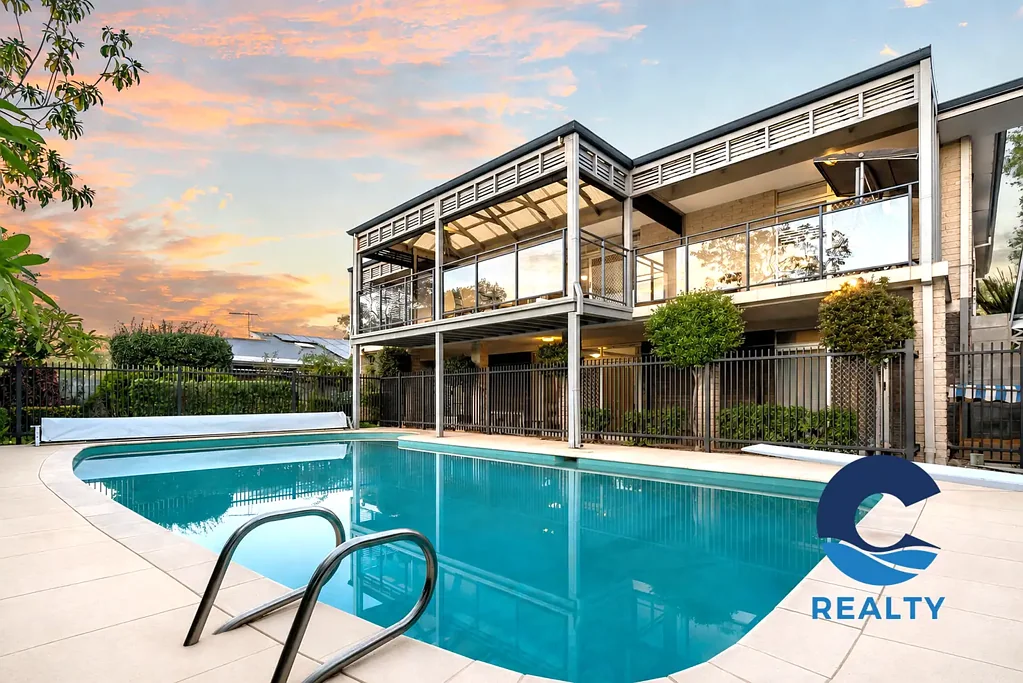 Karrinyup 4房  Complete Family Home With Scenic Lifestyle