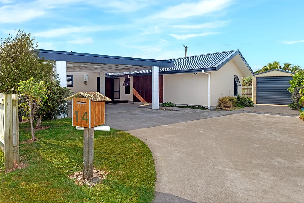 Wainui 3房  Enjoy easy coastal living