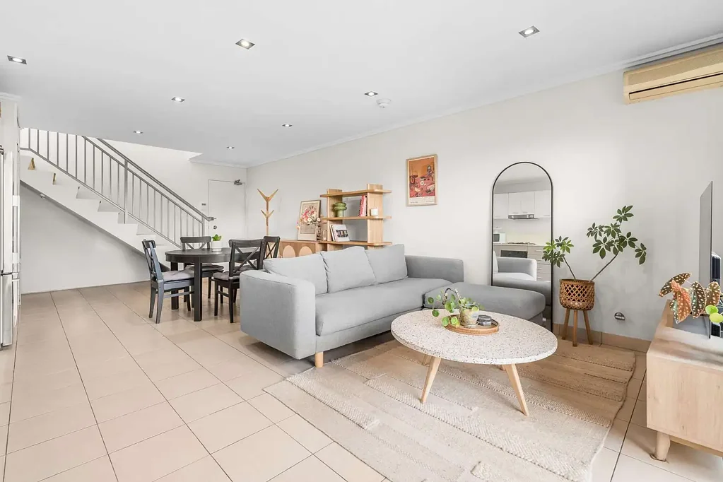 Homebush West 2 Slaapkamer Two Level Townhouse Style Apartment