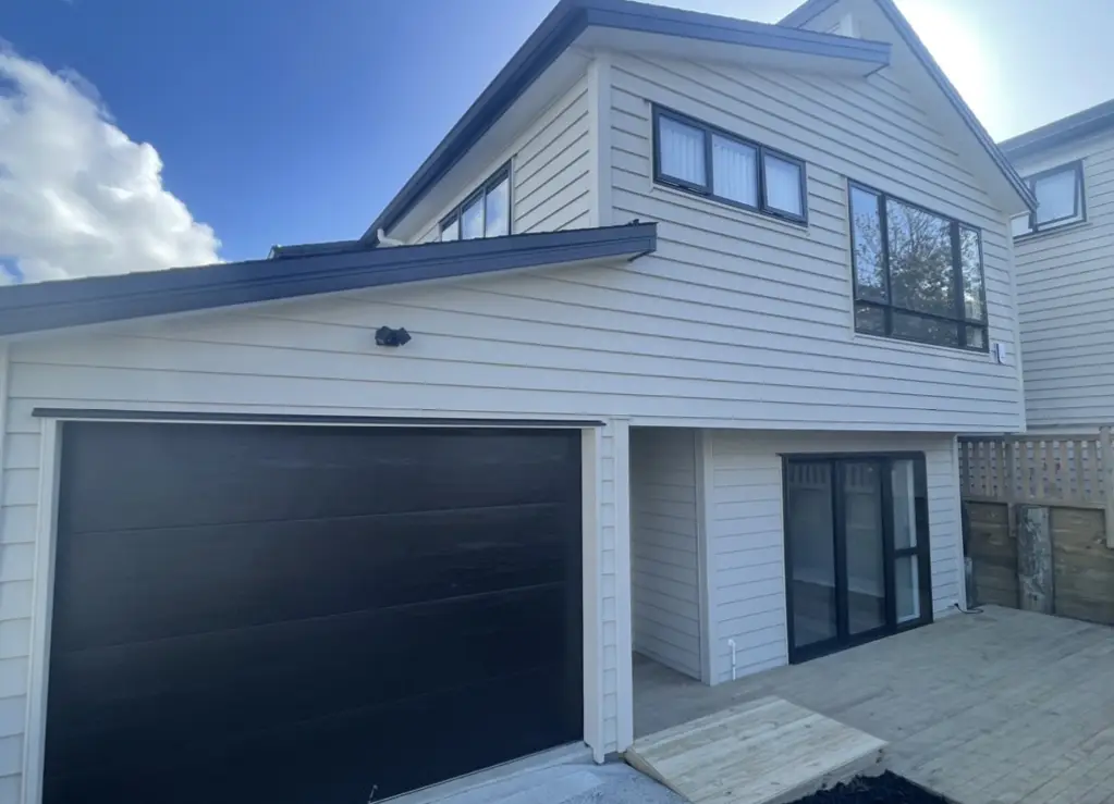 Lovely 4 bedroom Brand New house with great settings in Hillcrest North Shore