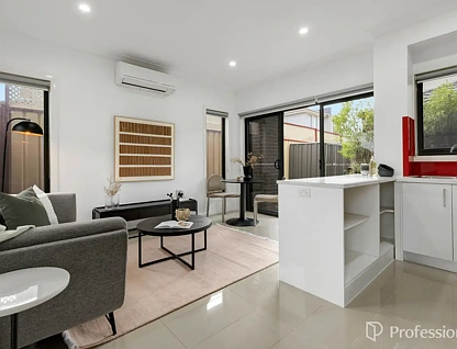 1/2 Albert Road, Sydenham, VIC 3037, 2 રૂમ, 1 બાથરૂમ, Townhouse