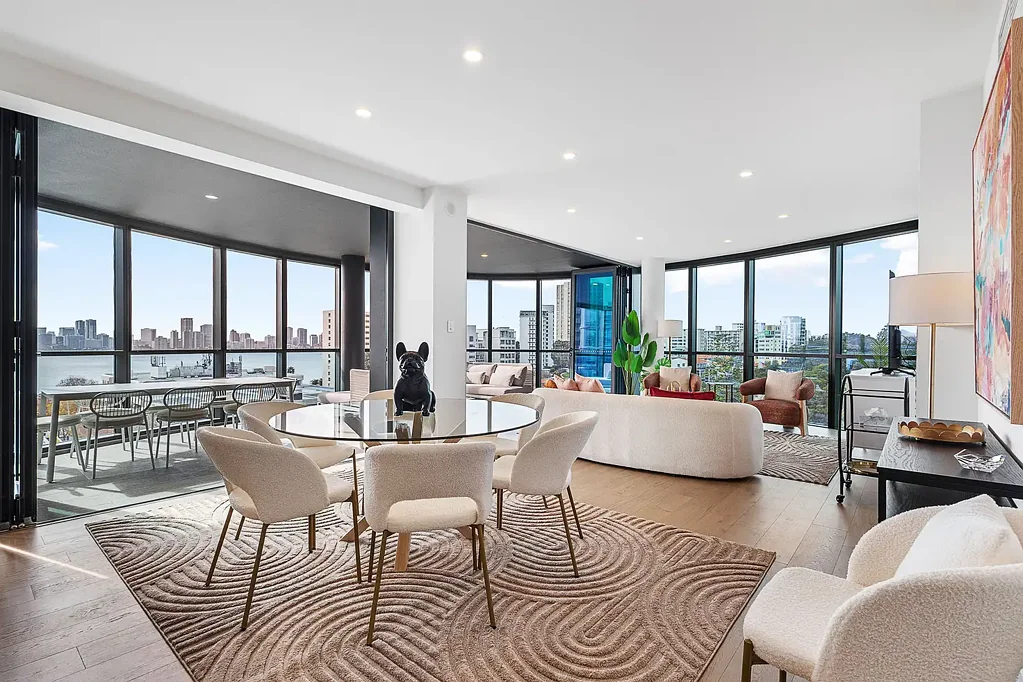 Brand new FULLY FURNISHED & Equipped Luxurious modern 3 bedrooms + study apartment