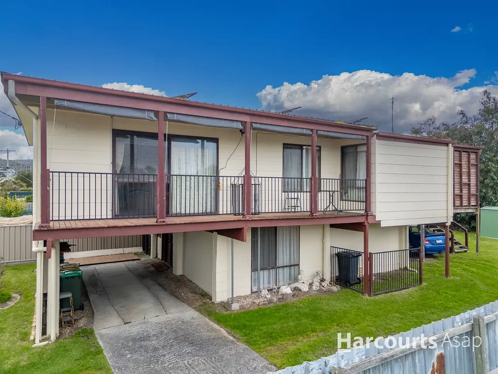 Pioneer Bay 3બેડરૂમ Spacious Coastal Living with Views, Solar & Room to Grow