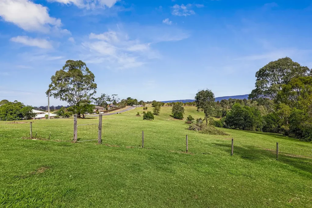 Kurrajong 3બેડરૂમ Two Titles, Arable Acreage & an Incredible Kurrajong Setting