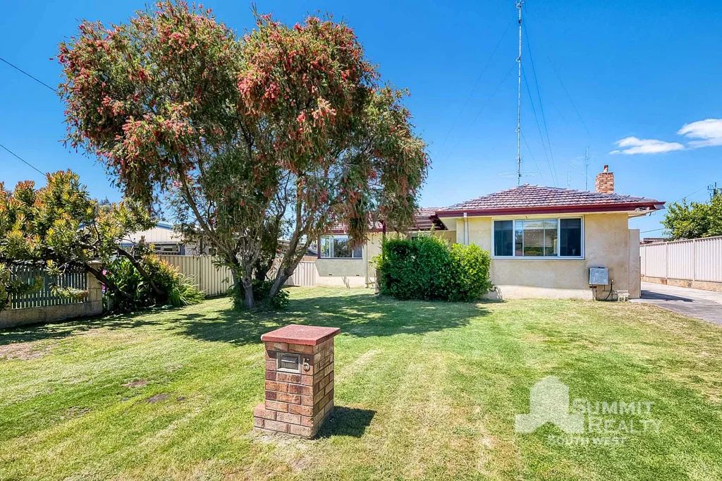 5 Nash Street, Glen Iris, WA 6230
