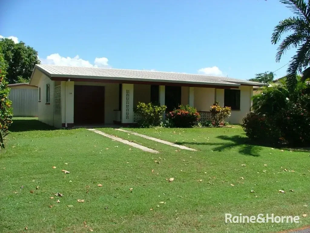 2 bedroom - Furnished - Across Road from Beach