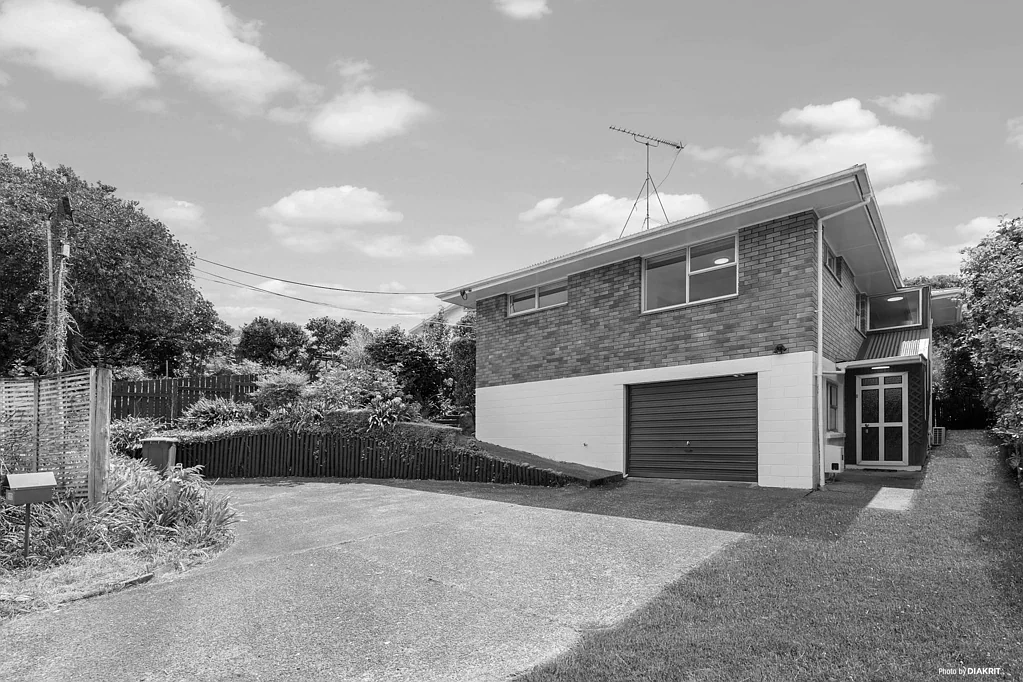 122 Whangaparaoa Road, Red Beach, Rodney, Auckland