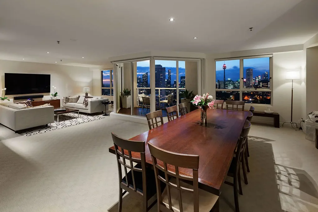 Potts Point 3Habitaciones Stunning Luxury 3/4-Bed Sub-Penthouse With Sweeping Views In Celebrated "Elan"