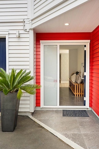 2/28 Dudley Road, Mission Bay, Auckland City