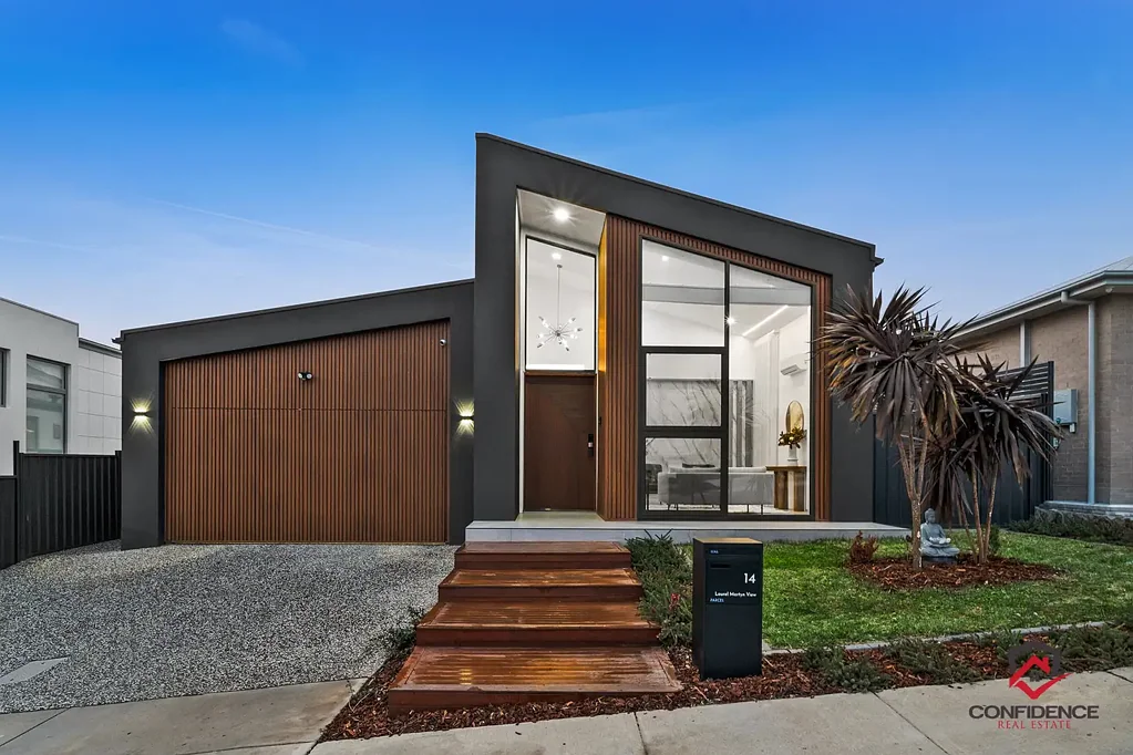 Whitlam 4 Bedroom A Statement of Ultra-Luxury Living in Whitlam