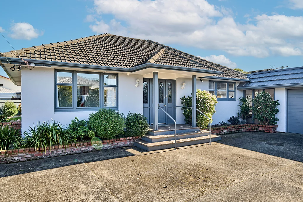 Avalon 4房  Urgent sale with a lot on offer!