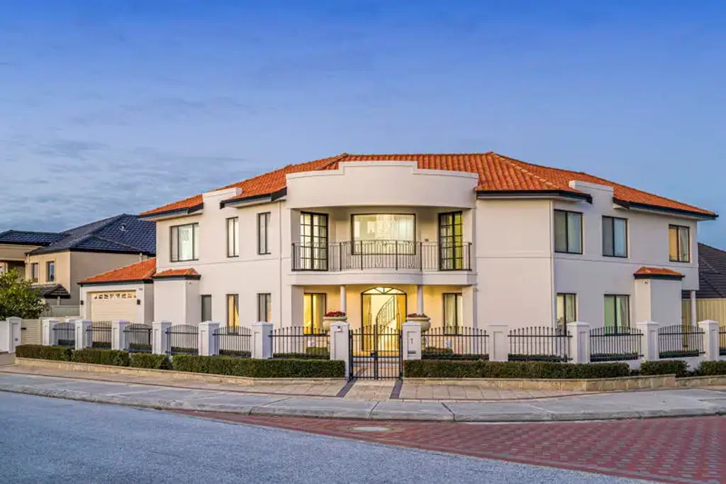 Dianella 5ਬੈੱਡਰੂਮ LUXURY & ELEGANCE ATOP THE HILL!