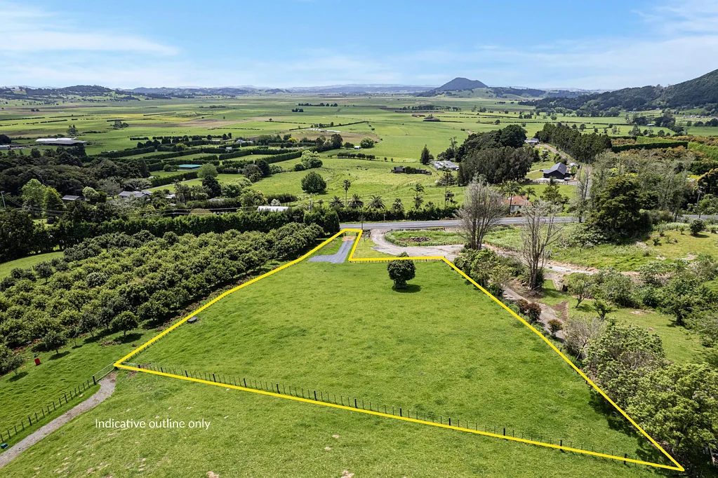 Kamo  3,522 sqm Lifestyle Block - No Covenants