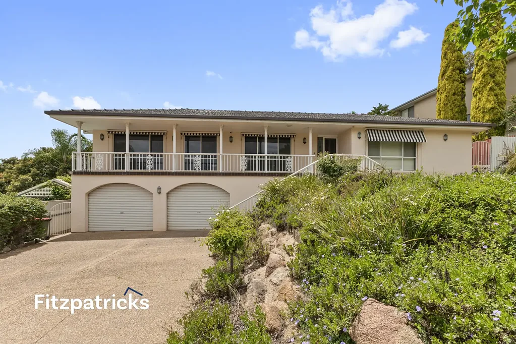 5 McCoullough Drive, Tolland, NSW 2650