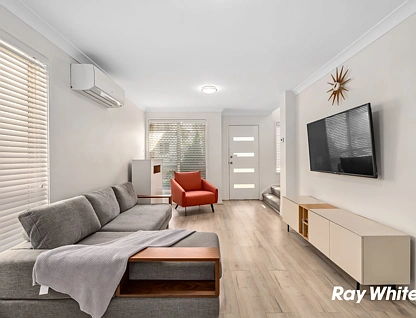 3 Dianella Circuit, Woodcroft, Outer Western Sydney, 3 chambres, 2 salles de bain, Apartment