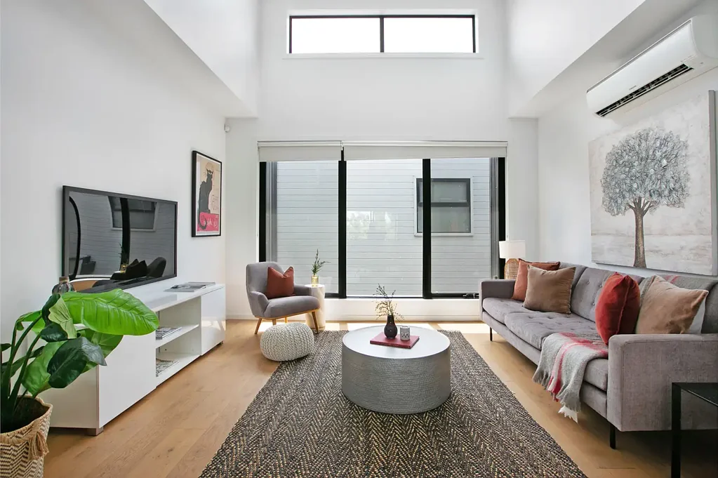 2/6 McComas Street, Reservoir, VIC 3073