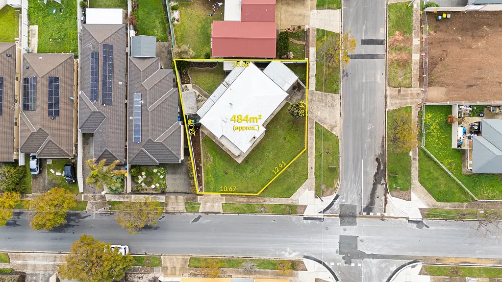 4 Chaucer Street, Clearview, SA 5085