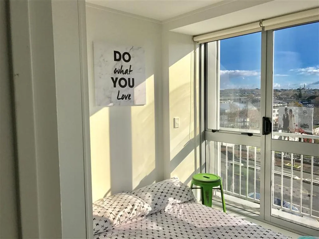 CITY CENTRE, 2 BEDROOMS