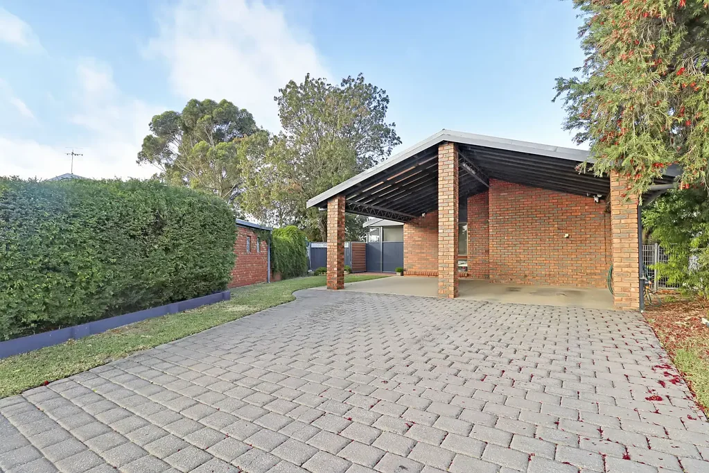 4 Renwick Court, Deniliquin, NSW 2710