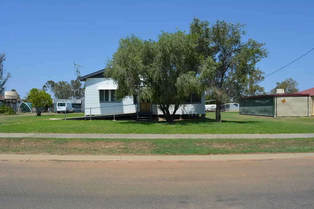 Blackall 4Moenga Solid Four-Bedroom Family Home on a Spacious 2023m² Block