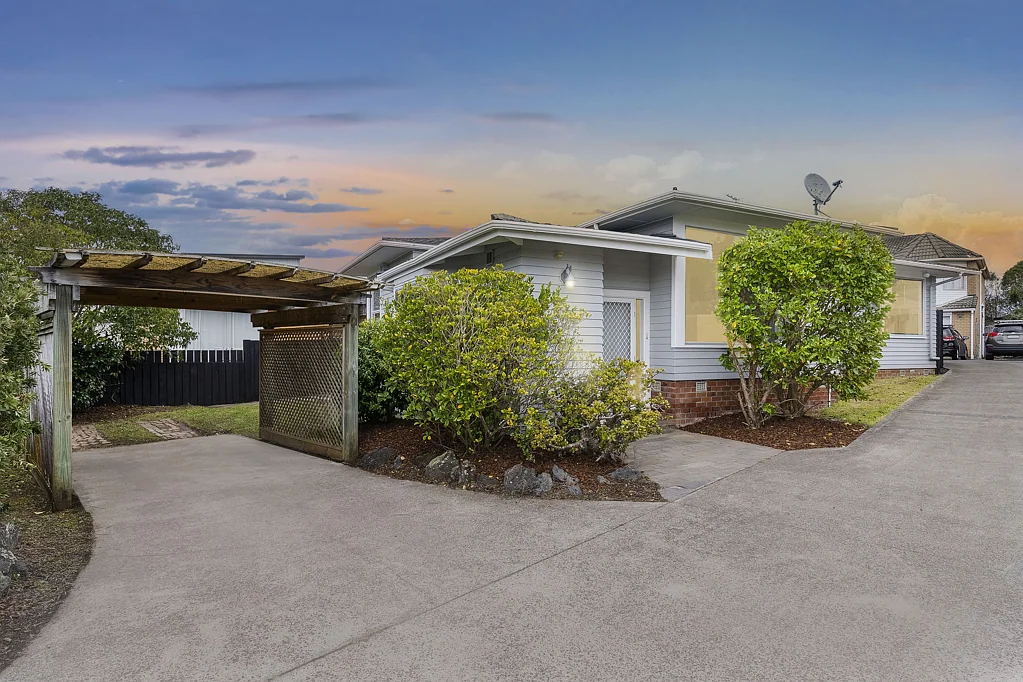 54 Cockayne Crescent, Sunnynook, North Shore City, Auckland