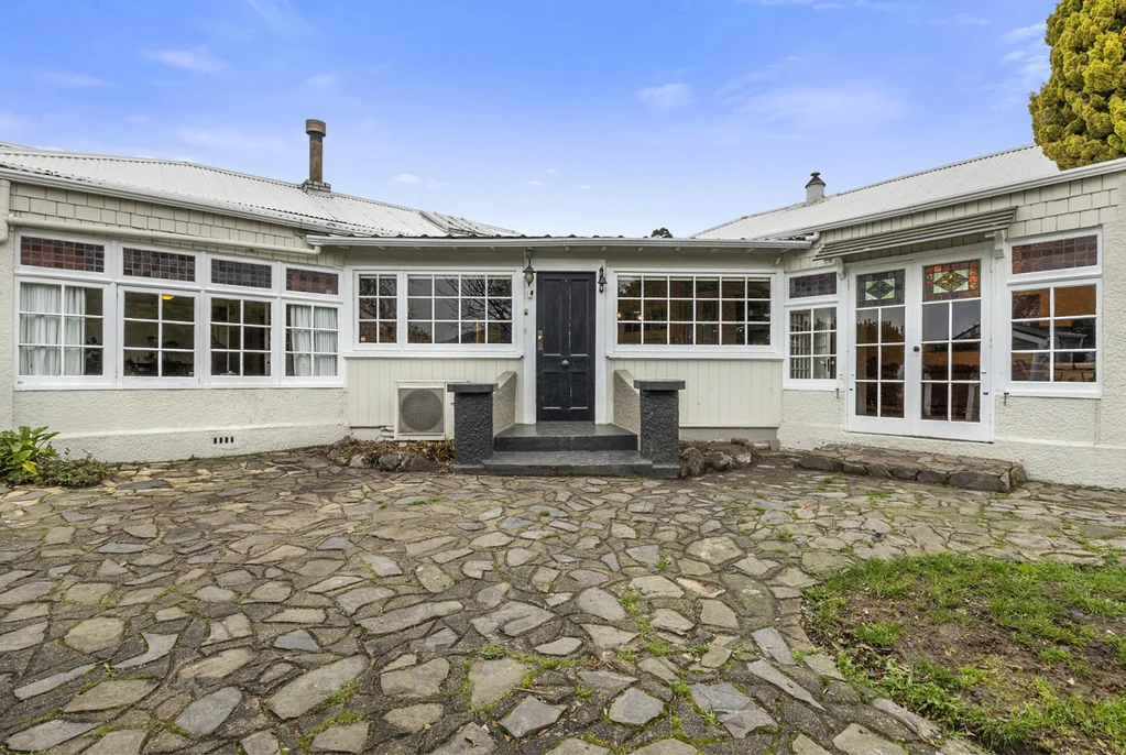 Kew 5Moenga A Peaceful Sanctuary in the Heart of the City