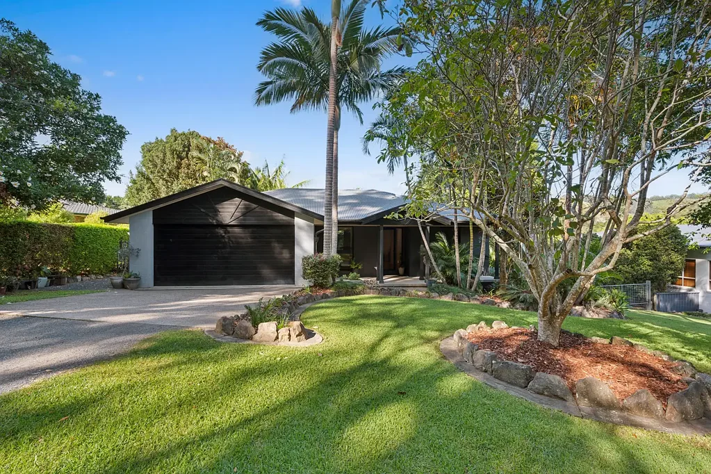 Boambee 5 Bedroom Modern Acreage Living With Room For Everyone