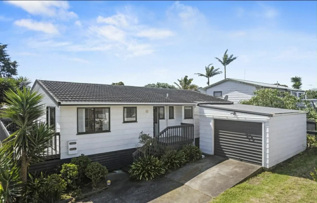 2/122 Finlayson Avenue, Clendon Park, Manukau City, Auckland