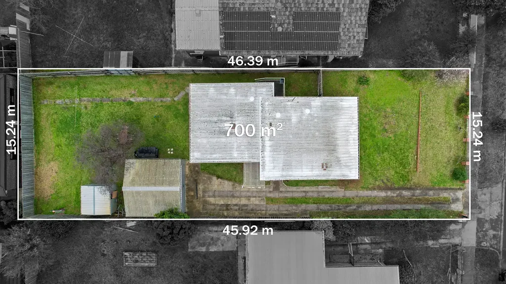 Reservoir 3房 规划许可已获 700平米土地 四套联排别墅 营业潜力巨大 地理位置优越 步行生活便利 租金回报可靠 未来增长潜力 Planning Permit Approved, Location Secured, Potential Unlimited