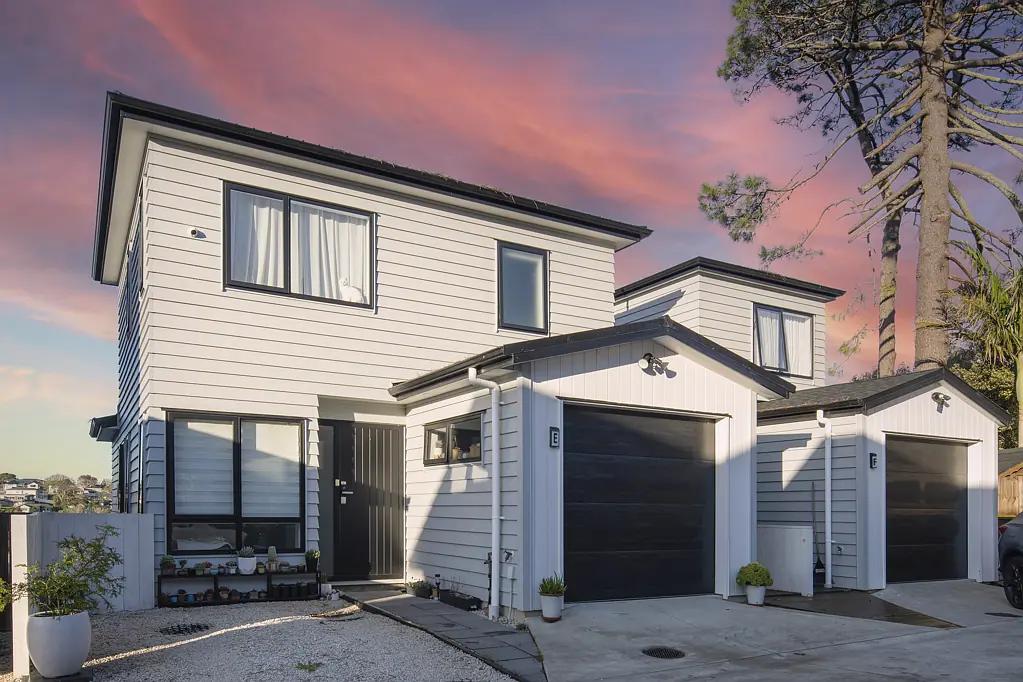 13E Morton Avenue, Forrest Hill, North Shore City, Auckland