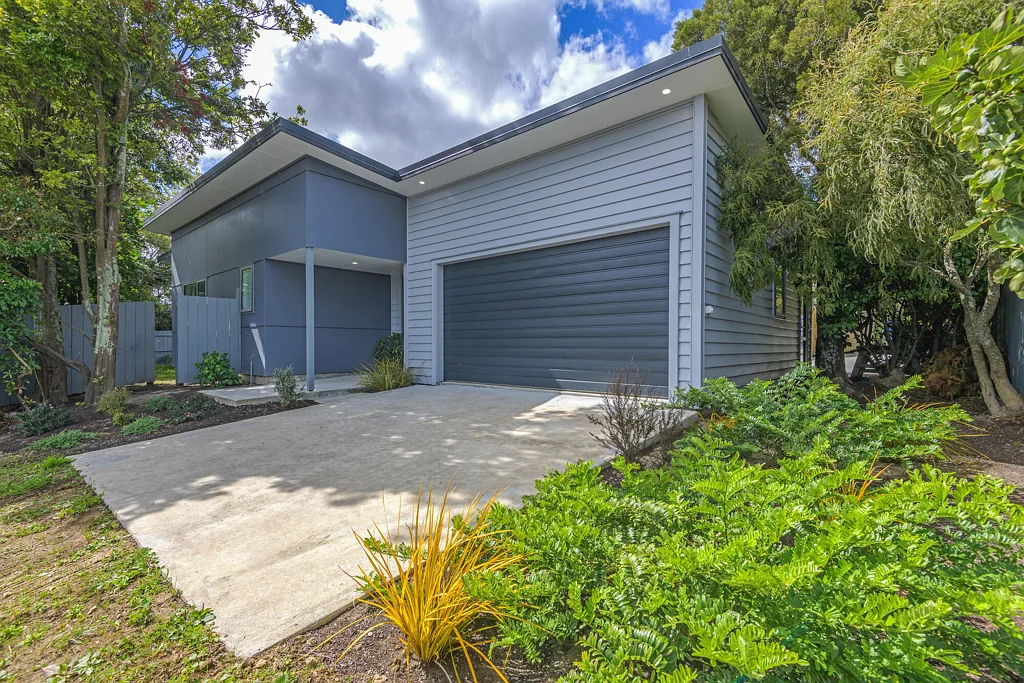 Fitzherbert 3房  Make an offer – Fitzherbert townhouse